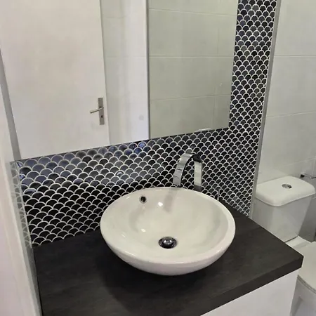 Duo - Cozinha Privativa - Ac - Wc Partilhado - Eficacia Living - Apartman